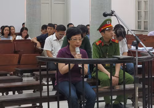 Bà Châu Thị Thu Nga tại phiên tòa sơ thẩm.