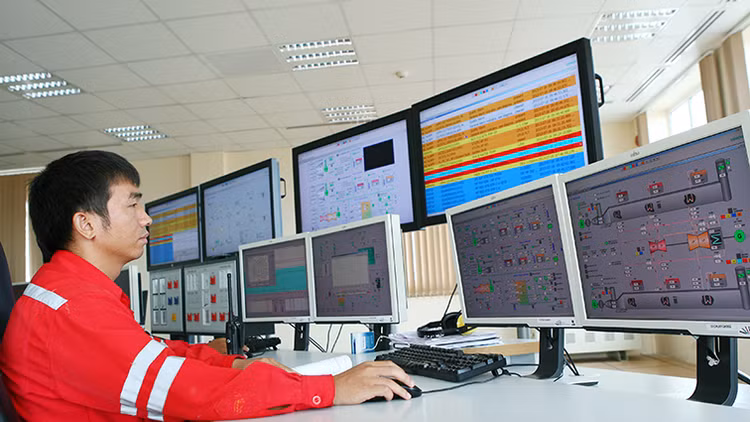 Biên bản thỏa thuận là điều kiện để phát triển các giải pháp dịch vụ bảo dưỡng thiết thực và bền vững cho các hệ thống tua bin hơi và máy phát điện cho các nhà máy nhiệt điện than của PV Power. Ảnh: Tường Lâm