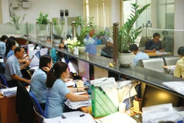 Bộ Tài chính đề xuất phân cấp cho các bộ, ngành, địa phương rà soát, phê duyệt, điều chỉnh Danh mục chuyển đổi sự nghiệp công lập thành công ty cổ phần. Ảnh: Nhã Chi