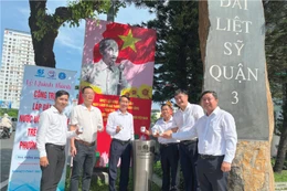 Lãnh đạo SAWACO dự Lễ khánh thành công trình lắp đặt trụ nước uống trực tiếp tại Đài Liệt sĩ Quận 3 (phường Xuân Hòa, TP. Hồ Chí Minh)