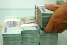 Lũy kế chi đầu tư phát triển nguồn ngân sách nhà nước 8 tháng năm 2025 đạt 409,2 nghìn tỷ đồng, bằng 51,7% dự toán năm và tăng 49,4% so với cùng kỳ năm trước. Ảnh: Tiên Giang