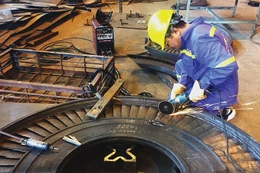 Năm 2025, Công ty CP Dịch vụ sửa chữa nhiệt điện miền Bắc trúng 32 gói thầu với tổng giá trị hơn 671,5 tỷ đồng. Ảnh: N.Tuấn