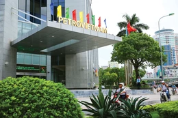 19 tập đoàn, tổng công ty lớn nhất nhà nước đang nắm giữ khoảng 1,18 triệu tỷ đồng vốn chủ sở hữu và tổng tài sản xấp xỉ 2,54 triệu tỷ đồng. Ảnh: Nhã Chi