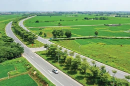 Bộ Tài chính đang hoàn thiện Dự thảo Nghị quyết của Chính phủ quy định về cơ chế, chính sách tháo gỡ khó khăn, vướng mắc cho khoảng 79 dự án BT với tổng mức đầu tư gần 96 nghìn tỷ đồng, diện tích sử dụng đất hơn 1.840 ha. Ảnh: Lê Gia Khoa