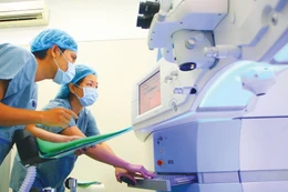 TP.HCM đang cấp tập nâng cấp các “trụ cột” y tế, hướng đến một hệ thống y tế đa tầng, chuyên sâu, có khả năng ứng phó tốt hơn với dịch bệnh. Ảnh: Phú An