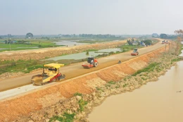 Lĩnh vực ghi nhận việc áp dụng chỉ định thầu mạnh mẽ nhất là giao thông đường bộ - trục “xương sống”, huyết mạch của hệ thống hạ tầng quốc gia. Ảnh: Lê Tiên