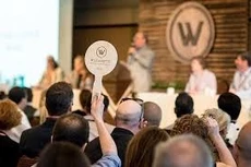 Ngày 26/12/2025, đấu giá cần trục bánh xích nhãn hiệu ZOOMLION tại TP. Hà Nội