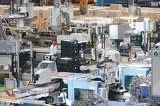 Nhiều gói thầu mua sắm thiết bị công nghệ phải hủy vì hồ sơ mời thầu đưa ra những yêu cầu gây hạn chế cạnh tranh. Ảnh: Tường Lâm