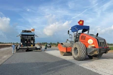Tổng công ty Xây dựng Trường Sơn dự kiến hoàn thành khối lượng thực hiện tại Dự án cao tốc Cần Thơ - Cà Mau trước ngày 15/11/2025. Ảnh: Ngọc Tuấn