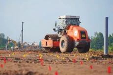 Tổng giá trị khối lượng thi công 11 gói thầu xây lắp đoạn tuyến đi qua địa bàn TP. Cần Thơ hiện đạt 10.577 tỷ đồng. Ảnh: Tuệ Nhân