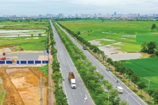 Việc linh hoạt phương thức thanh toán quỹ đất nhiều lần hoặc một lần ngay khi ký hợp đồng đi kèm các điều kiện chặt chẽ mở ra nhiều cơ hội mới thu hút nguồn lực đầu tư. Ảnh: Quốc Ân