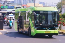 Công ty TNHH Dịch vụ vận tải sinh thái Vinbus vừa trúng 5 trong 7 gói thầu cung ứng dịch vụ vận tải hành khách công cộng bằng xe buýt năm 2026 - 2027 tại TP.HCM. Ảnh: Song Lê