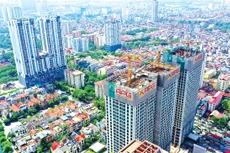 Thị trường bất động sản từng xảy ra tình trạng kê khai giá chuyển nhượng thấp hơn thực tế nhằm giảm thuế. Ảnh: Lê Tiên