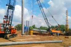 Công ty CP Sản xuất Xây dựng Hưng Long Phước từng thực hiện các gói thầu cung cấp, ép cọc bê tông cho nhiều dự án trên cả nước. Ảnh: Phúc An