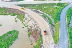 Gói thầu số 03 thuộc Dự án Đường từ nút giao Đông Xuân đi TP. Thanh Hóa, đoạn Đông Thanh - Đông Tiến bị hủy thầu từ tháng 5/2025, đến nay chưa mời thầu lại. Ảnh minh họa: Lê Thắng