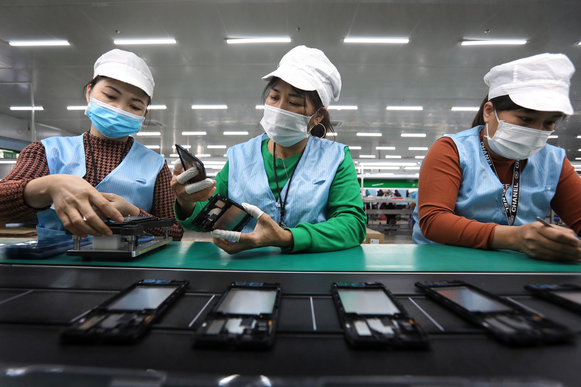 Thu nhập bình quân tháng của người lao động quý I/2023 là 7 triệu đồng, tăng 197 nghìn đồng so với quý trước. Ảnh: Tiên Giang