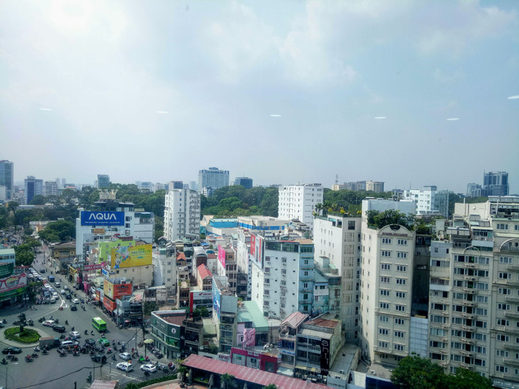 Hai thị trường chính là TP.HCM và Hà Nội có điểm phần trăm theo năm tương đối ổn định. Ảnh: Ngô Ngãi