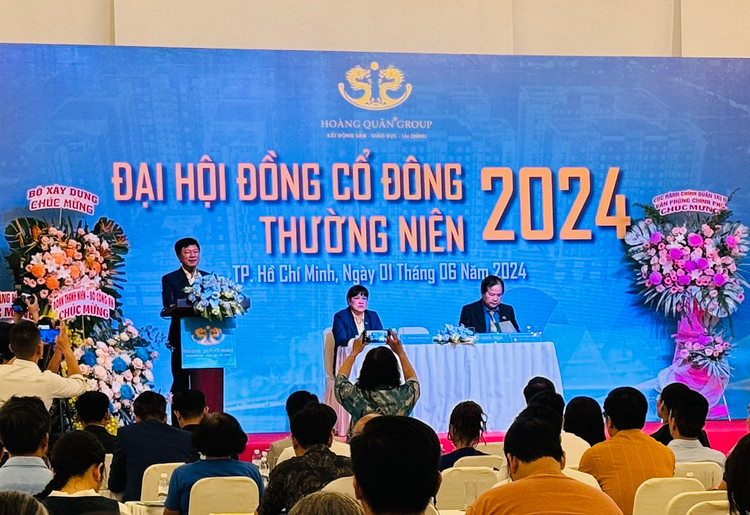 Đại hội đồng cổ đông Công ty CP Tư vấn Thương mại Dịch vụ Địa ốc Hoàng Quân đã thông qua kế hoạch kinh doanh năm 2024 với doanh thu đạt 2.000 tỷ đồng, lợi nhuận sau thuế 100 tỷ đồng. Ảnh: Bảo Tín