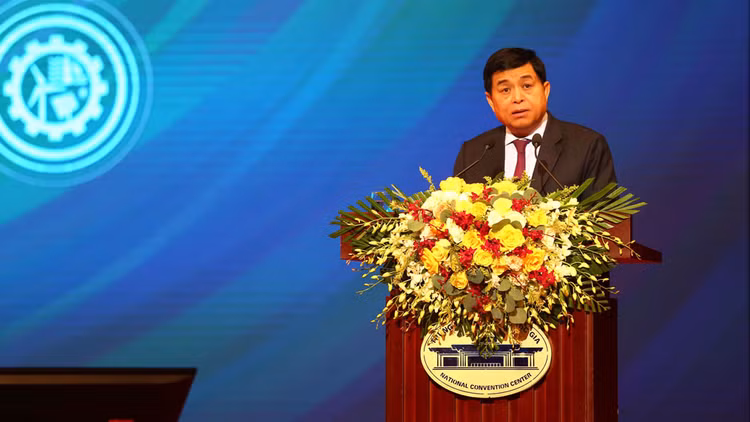 Bộ trưởng KH&ĐT Nguyễn Chí Dũng nhấn mạnh, với trách nhiệm là cơ quan tham mưu tổng hợp của Chính phủ trong lĩnh vực phát triển DN, Bộ đề xuất gợi mở 5 định hướng và giải pháp lớn để phát triển DN trong bối cảnh mới.