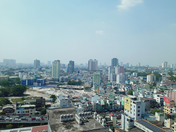 HoREA cho rằng, cần xem xét hoàn thiện quy trình để phù hợp với thực tế đầu tư xây dựng dự án nhà ở thương mại. Ảnh: Ngô Ngãi