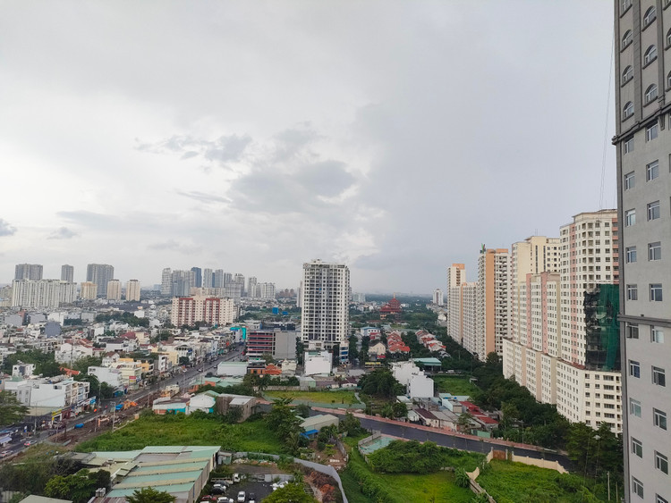 Lượng hàng bất động sản tồn kho được đánh giá tiếp tục tăng hơn so với cùng kỳ năm trước. Ảnh: Bảo Tín