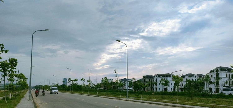 Phân khúc đất nền, nhà phố - biệt thự ở miền Trung khởi sắc trong 6 tháng đầu năm. Ảnh: Bảo Tín