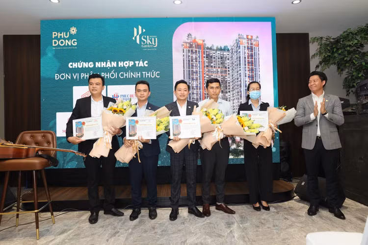Với phương thức thanh toán đột phá chủ đầu tư và các đơn vị phân phối kỳ vọng dự án Phú Đông Sky Garden sẽ là điểm đến an cư của khách hàng, nhất là khách hàng trẻ