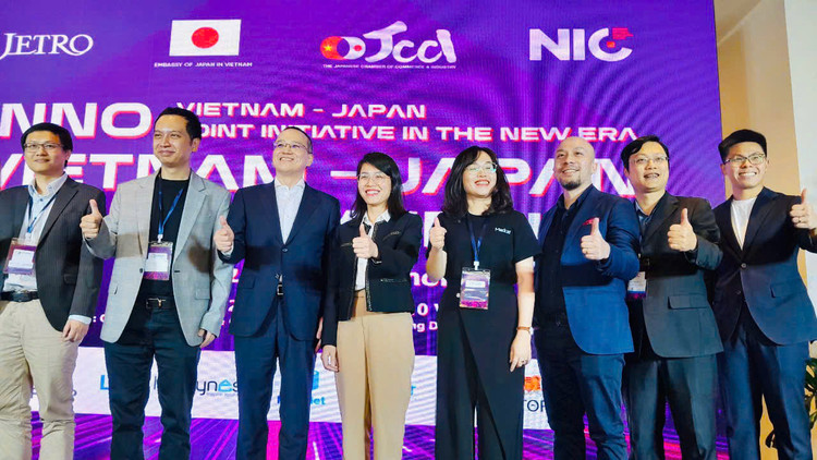 Đại biểu tham dự Chương trình Gặp gỡ Việt Nam - Nhật Bản (Inno Vietnam - Japan) Vol.10 với chủ đề AI và chuyển đổi số 