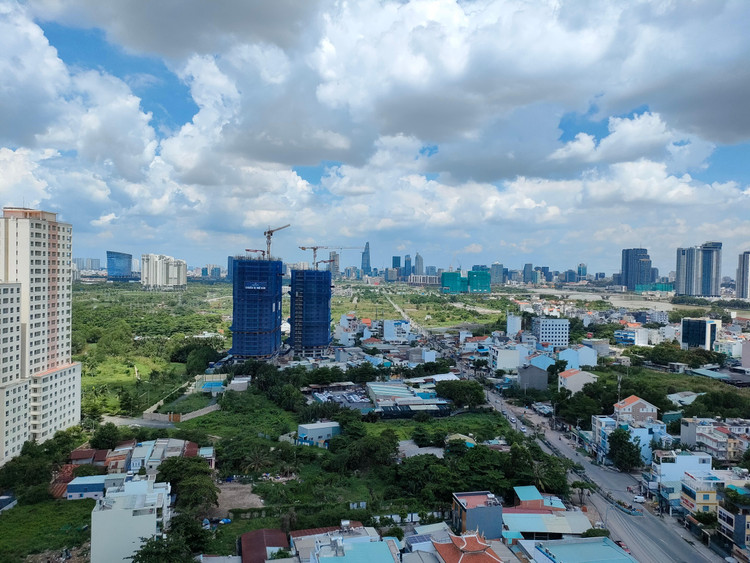 UBND TP. HCM sẽ tiến hành kiểm tra, sắp xếp lại nhà/đất công, tài sản công, xử lý dứt điểm tình trạng sử dụng tài sản công chưa đúng quy định. Ảnh minh họa: Ngô Bảo Tín