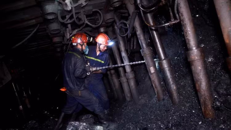 Các chỉ tiêu kinh doanh nửa đầu năm 2024 của Tập đoàn Công nghiệp Than- Khoáng sản Việt Nam cơ bản đạt và vượt kế hoạch (ảnh: TKV)