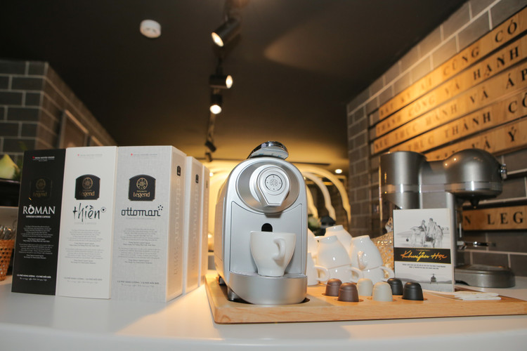 Bộ sản phẩm cà phê viên nén rang xay vừa ra mắt của Trung Nguyên Legend.