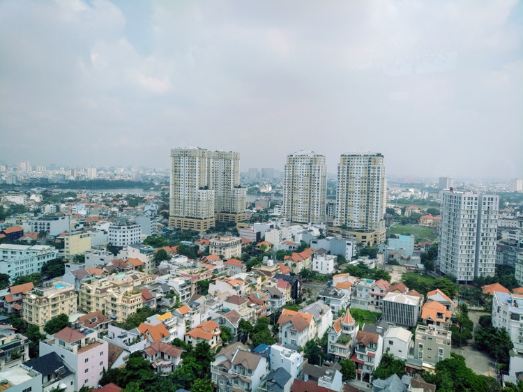 Tuy đang khó khăn nhưng đây cũng là thời điểm vàng để đầu tư đối với một số nhà đầu tư có năng lực. Ảnh: Ngô Ngãi