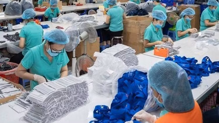 Doanh nghiệp xuất khẩu khẩu trang, đồ bảo hộ y tế vào thị trường EU cần lưu ý đáp ứng các tiêu chuẩn của EU với mặt hàng này (ảnh: Internet)