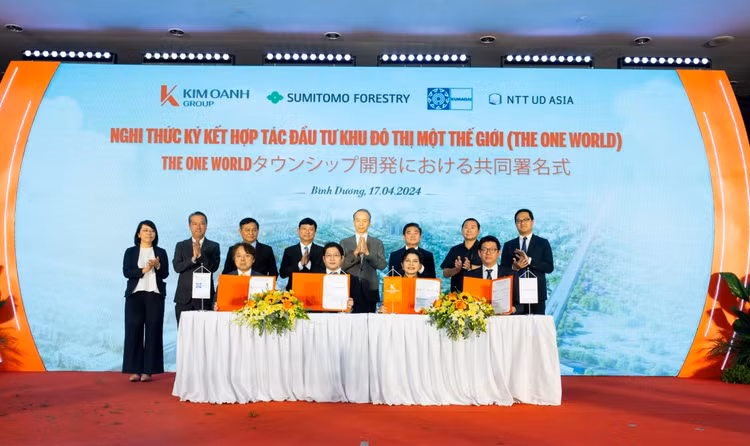 Theo thỏa thuận ký kết, cấu trúc hợp tác của dự án sẽ được chia theo tỷ lệ Kim Oanh Group chiếm 51% cổ phần; ba đối tác Nhật Bản gồm Sumitomo Forestry, Kumagai Gumi và NTT chiếm 49% cổ phần