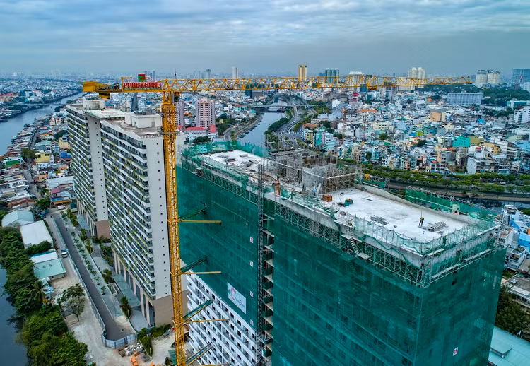 Block C đã được cất nóc