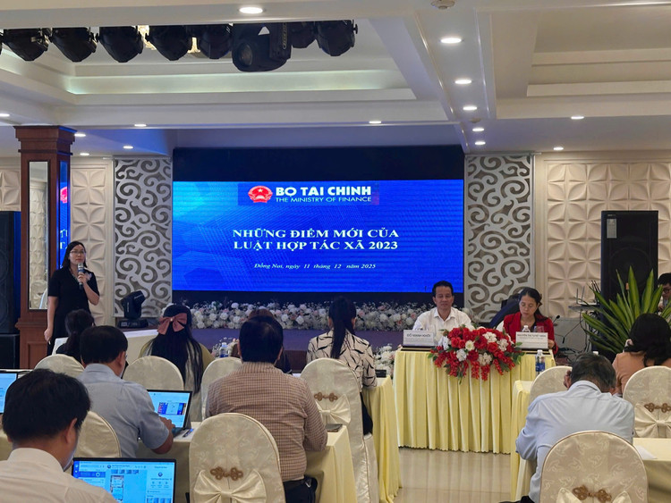 Hội thảo Phổ biến pháp luật và tham vấn chính sách phát triển kinh tế tập thể tại Đồng Nai ngày 11/12/2025 ảnh: KTTT