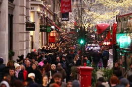 Lạm phát tại Anh giảm mạnh xuống 3,2% trong tháng 11