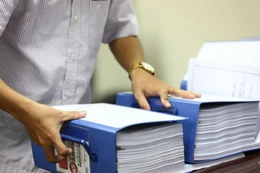 Lăng kính đấu thầu ngày 22/1