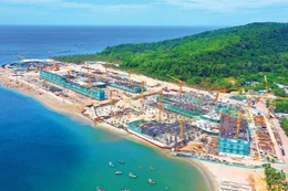 Khối lượng công việc khổng lồ đang chờ đón các nhà thầu tại hàng loạt siêu dự án trên cả nước. Ảnh: Tiên Giang