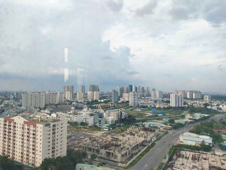 Các doanh nghiệp bất động sản đều đưa ra kế hoạch lợi nhuận năm 2023 thấp hơn năm ngoái. Ảnh: Bảo Tín