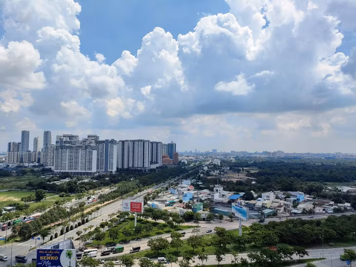 Vấn đề lớn với doanh nghiệp bất động sản lúc này chính là những vướng mắc về cơ chế chưa được tháo gỡ. Ảnh: Ngô Bảo Tín