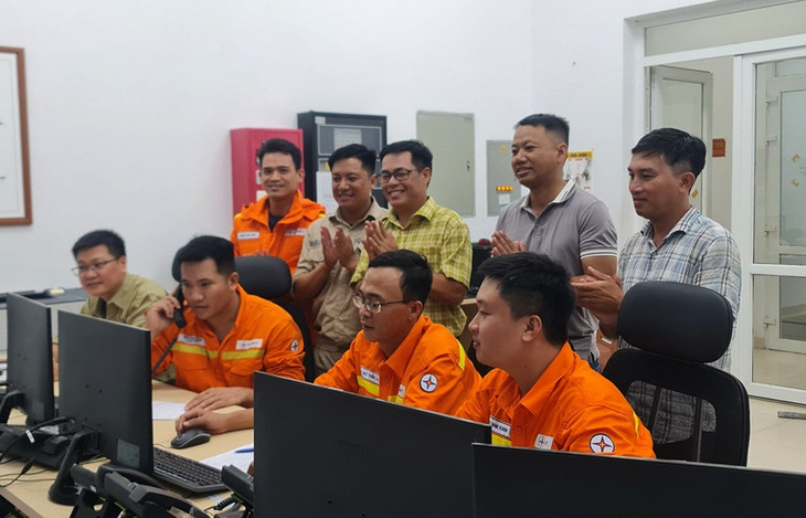 Hạng mục mở rộng ngăn lộ tại Trạm biến áp 500kV Quảng Trạch thuộc Dự án Đường dây 500kV mạch 3 được đóng điện thành công vào 1h11 phút ngày 8/6/2024. Ảnh: XT