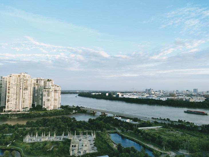 Đối với một thị trường bất động sản đang phát triển nhanh chóng như Việt Nam, việc tìm mua được quỹ đất tốt không chỉ dựa vào nguồn tài chính. Ảnh: Ngô Bảo Tín Đối với một thị trường bất động sản đang phát triển nhanh chóng như Việt Nam, việc tìm mua được quỹ đất tốt không chỉ dựa vào nguồn tài chính. Ảnh: Ngô Bảo Tín