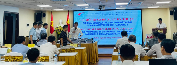 Mở hồ sơ đề xuất kỹ thuật của Liên danh Tổng công ty CP Xây lắp dầu khí Việt Nam - RUNH - Công ty CP Fecon Mở hồ sơ đề xuất kỹ thuật của Liên danh Tổng công ty CP Xây lắp dầu khí Việt Nam - RUNH - Công ty CP Fecon