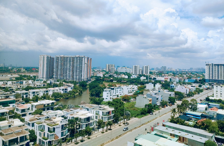 Doanh nghiệp ngoại tăng mạnh sau mỗi đợt thị trường bất động sản Việt Nam đóng băng. Ảnh: Bảo Tín