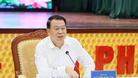Thứ trưởng Nguyễn Đức Chi phát biểu tại Họp báo. Ảnh: Mạnh Tuấn