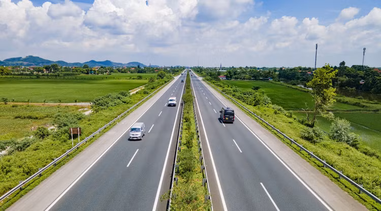 Một đoạn cao tốc Cầu Giẽ - Ninh Bình
