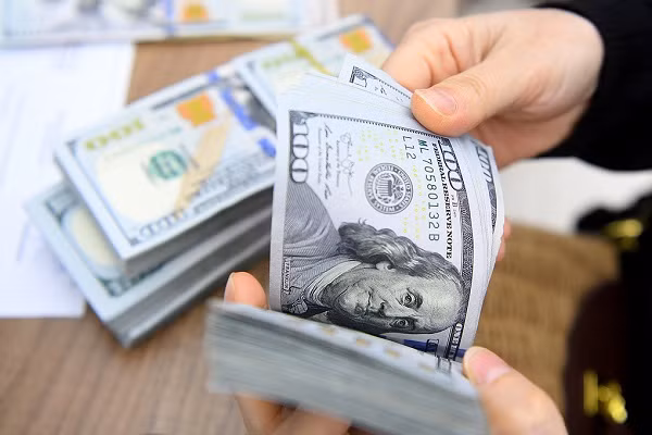 Kết thúc quý I/2023, lượng kiều hối chuyển về TP.HCM đạt 2,119 tỷ USD