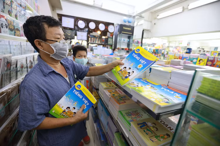 Bên mời thầu vừa công bố trao hợp đồng Gói thầu Mua sắm thiết bị dạy học phục vụ chương trình đổi mới sách giáo khoa giáo dục phổ thông (lớp 3, lớp 7). Ảnh chỉ mang tính minh họa. Nguồn Internet