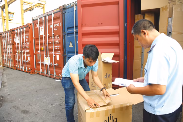 Thúc đẩy cải cách công tác quản lý, kiểm tra chuyên ngành là một trong những trọng tâm cải cách môi trường kinh doanh trong thời gian tới Ảnh: Lê Tiên